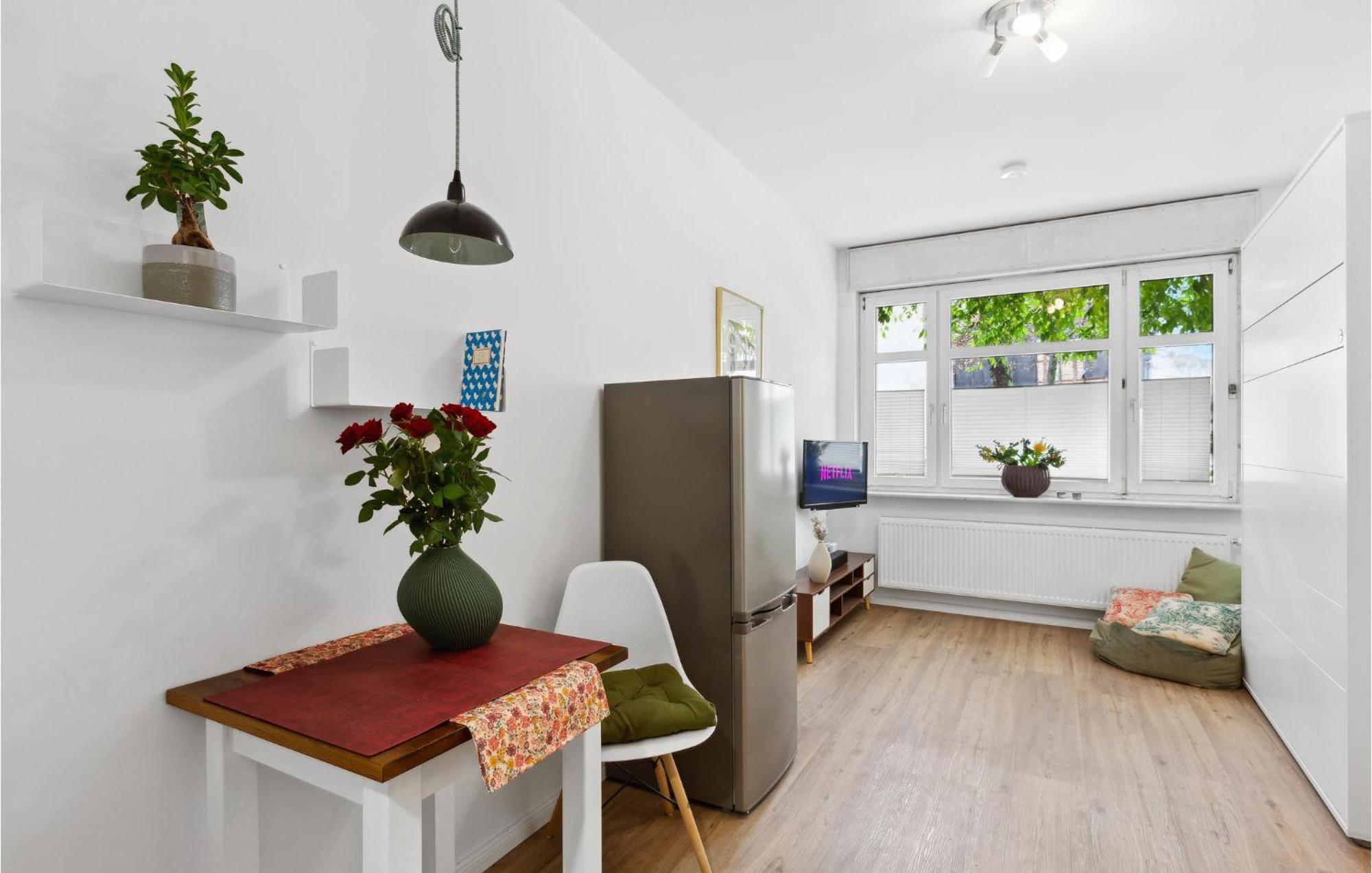 Pet Friendly Apartment In Naumburg With Kitchen Eksteriør bilde