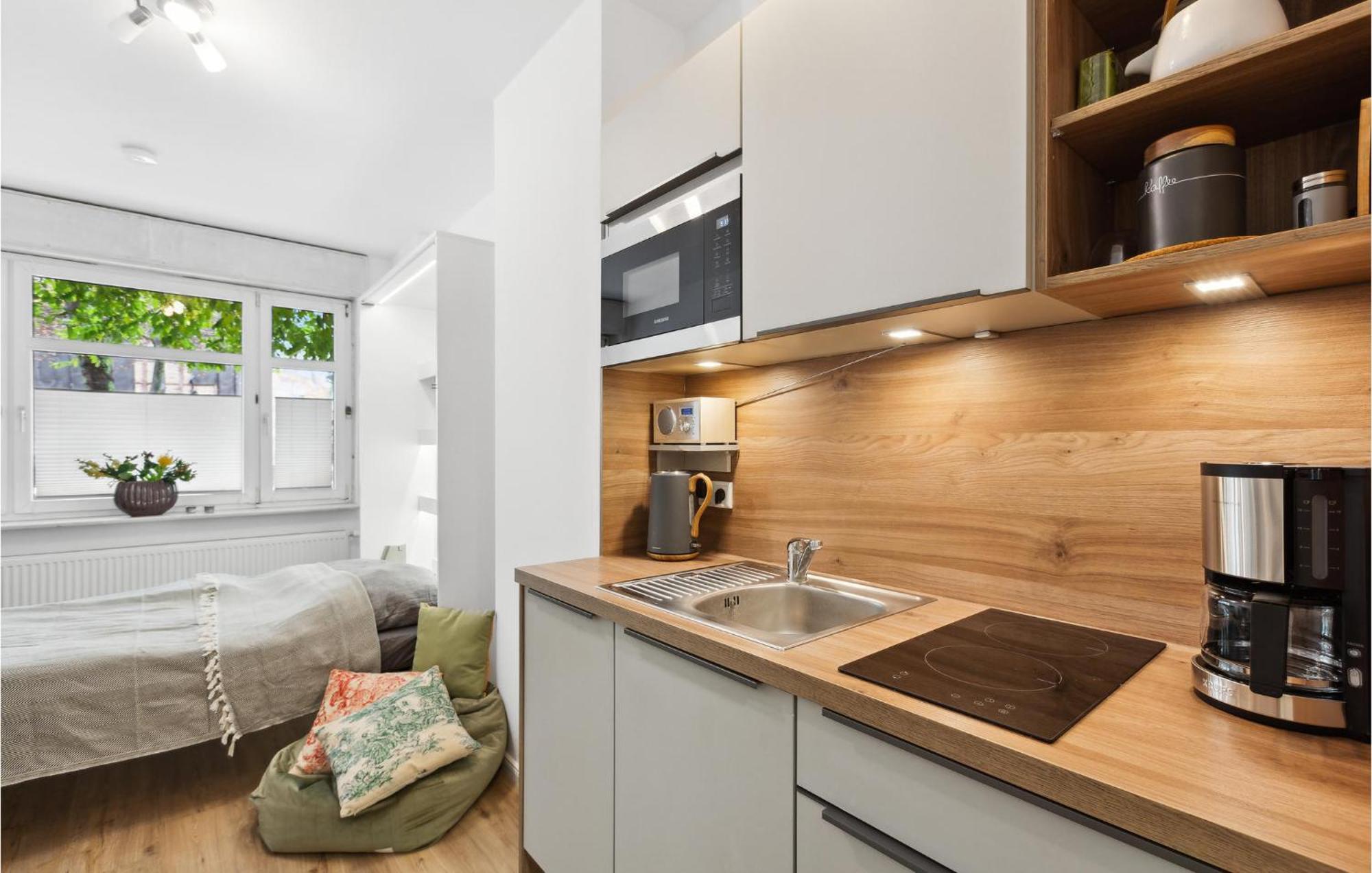 Pet Friendly Apartment In Naumburg With Kitchen Eksteriør bilde